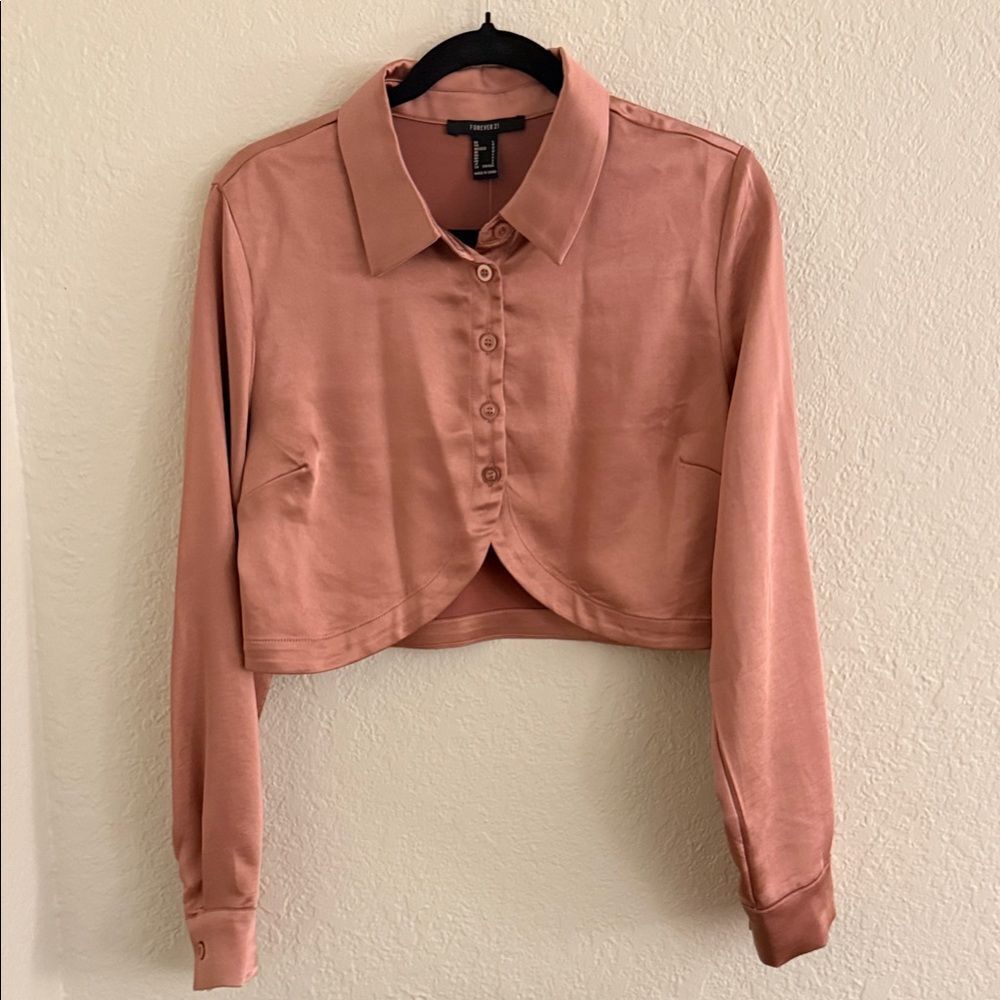 Forever 21 Dusty Rose Cropped Button-Down Shirt